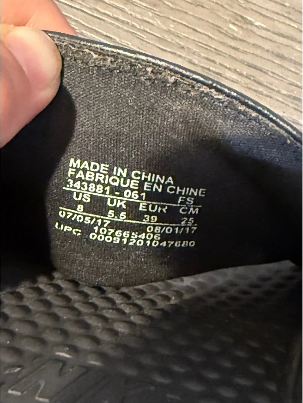 Nike black slide